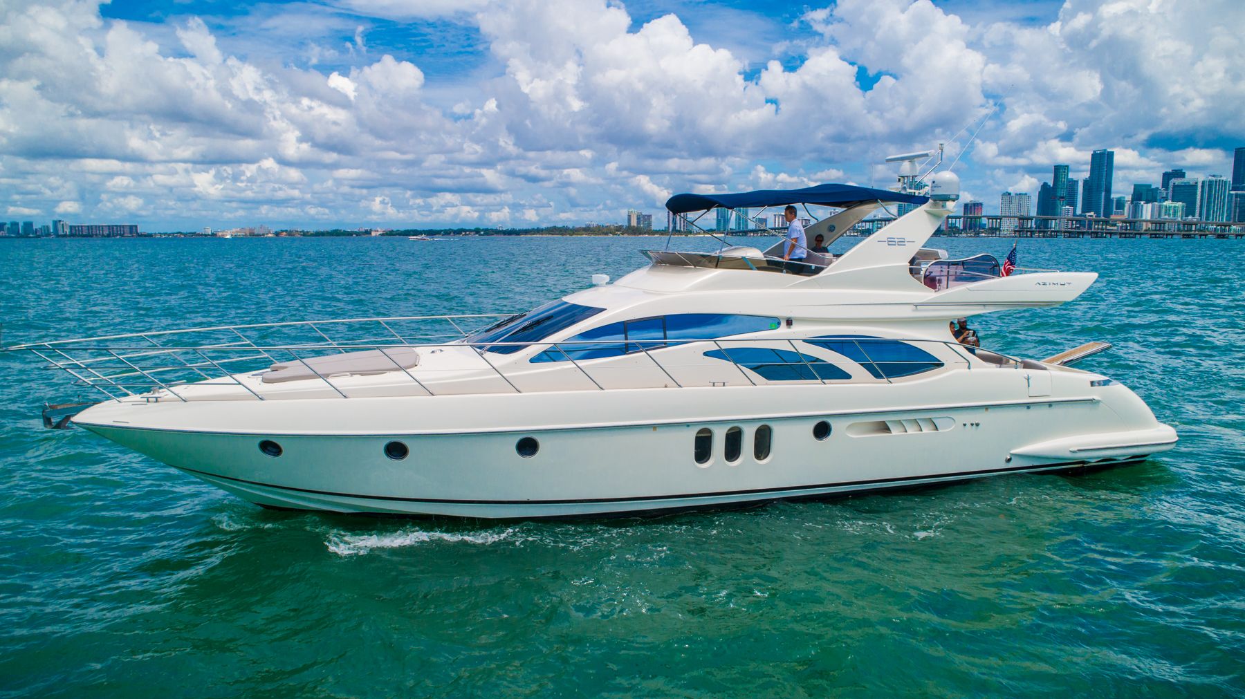 62 Azimut Luxury Yacht Charters Miami