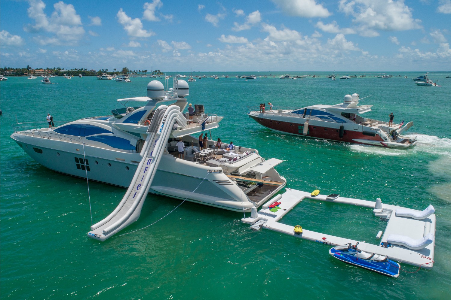 103' Azimut Luxury yacht Charters Miami 4