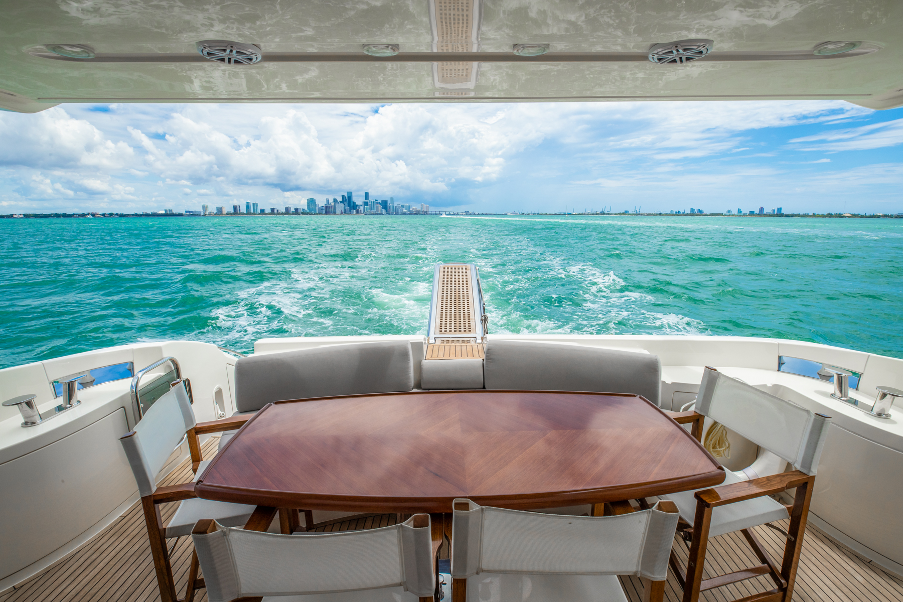 62 azimut Luxury Yacht Charters Florida 1
