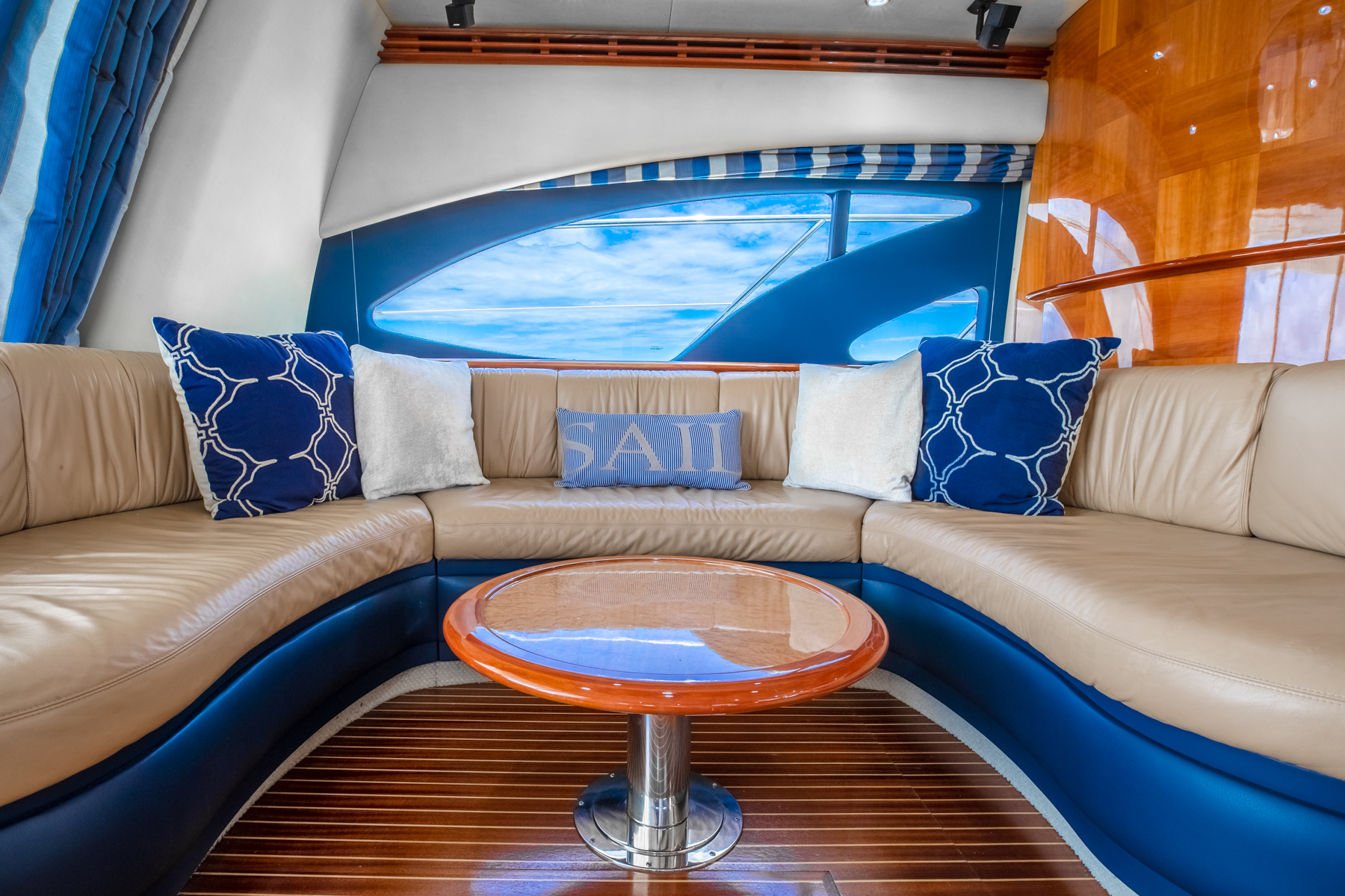 62 azimut Luxury Yacht Charters Florida 2